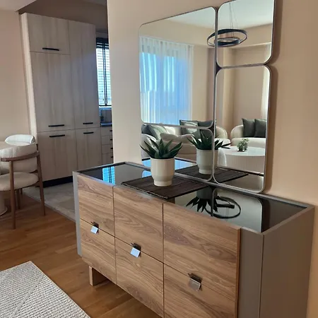 Skyline 12 East Gate Apartment